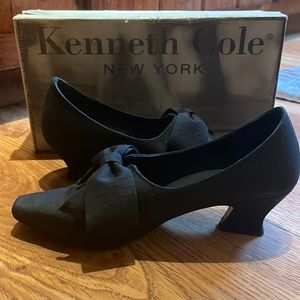 Kennith Cole low-heel shoes